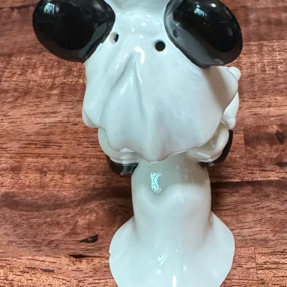 Vintage Minnie Mouse Bride  Porcelain Figure Disney Salt Shaker